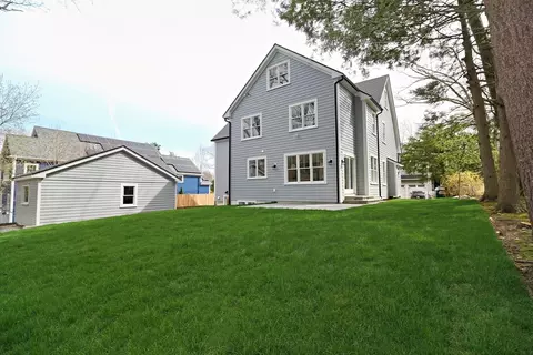 41 Curve St, Needham, MA 02492 photo 28