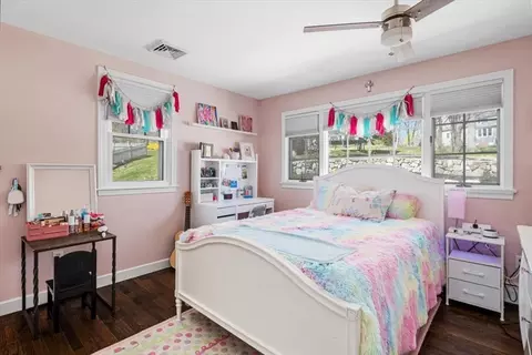 Bedroom - 40 Park Cir, Hingham, MA 02043 photo 1 of 5