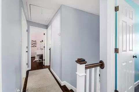 Entry Way - 40 Park Cir, Hingham, MA 02043 photo 2 of 4