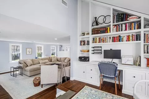 Living - 40 Park Cir, Hingham, MA 02043 photo 4 of 6