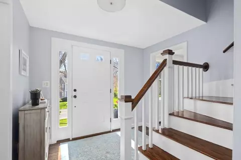 Entry Way - 40 Park Cir, Hingham, MA 02043 photo 1 of 4