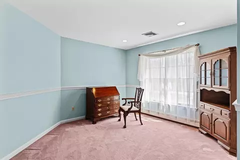 Bedroom - 420 Whiting St, Hanover, MA 02339 photo 2 of 4