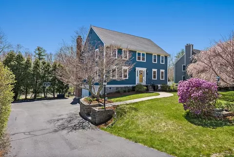 43 Frances Dr, Newburyport, MA 01950