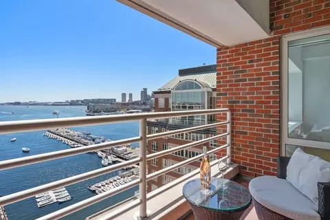 197 8th St #PH219, Boston, MA 02129