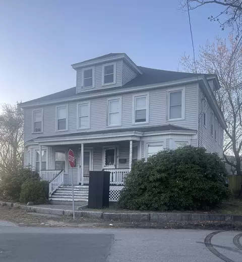 4 Mount Pleasant St #4, Chelmsford, MA 01863