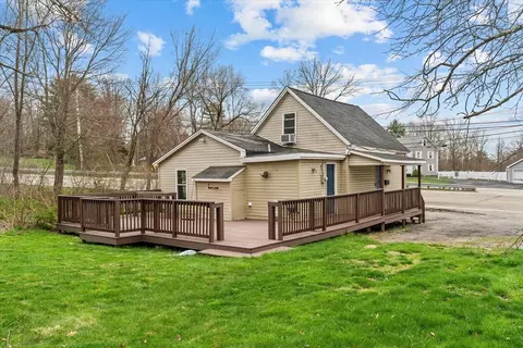 Exterior - 3 Douglas Rd, Webster, MA 01570 photo 5 of 8