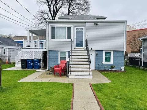31 Blake St, Revere, MA 02151