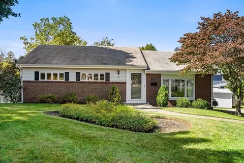 Exterior - 14 Highview Dr, Hingham, MA 02043 photo 2 of 11