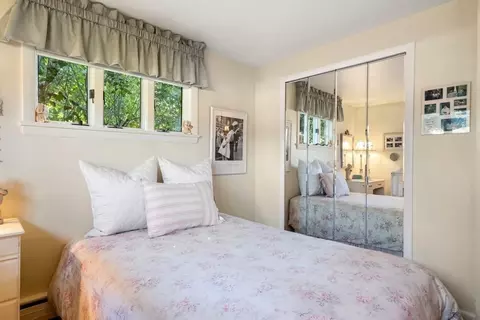 Bedroom - 14 Highview Dr, Hingham, MA 02043 photo 4 of 6