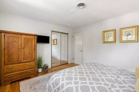 Bedroom - 14 Highview Dr, Hingham, MA 02043 photo 3 of 6