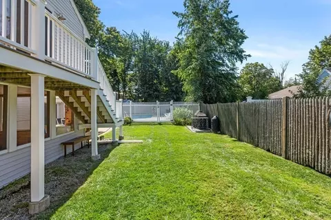 Exterior - 14 Highview Dr, Hingham, MA 02043 photo 5 of 11