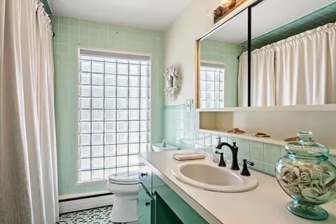 Bath - 14 Highview Dr, Hingham, MA 02043 photo 1 of 1