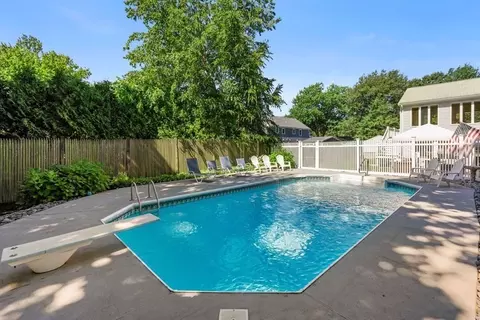 Exterior - 14 Highview Dr, Hingham, MA 02043 photo 8 of 11