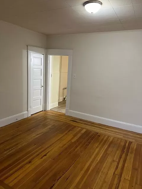 110 Pasadena St, Springfield, MA 01108 photo 5