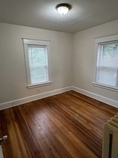 110 Pasadena St, Springfield, MA 01108 photo 7