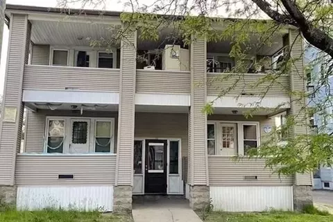 110 Pasadena St, Springfield, MA 01108