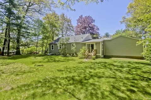 1883 Parker St, Springfield, MA 01128 photo 30