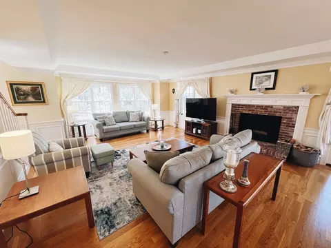 Living - 209 Dunrobin Rd, Mashpee, MA 02649 photo 1 of 3