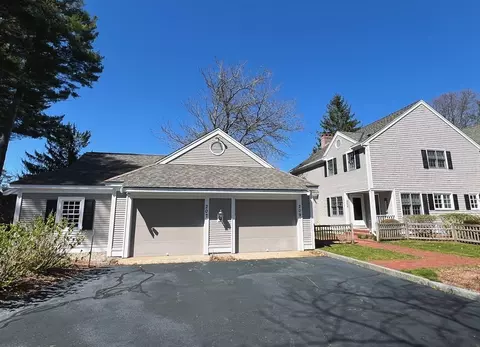 Exterior - 209 Dunrobin Rd, Mashpee, MA 02649 photo 6 of 7