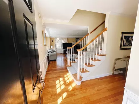 Entry Way - 209 Dunrobin Rd, Mashpee, MA 02649 photo 2 of 2