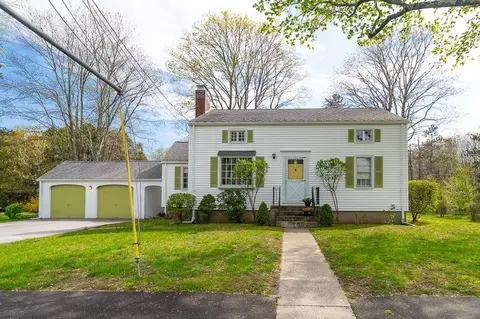 19 Flanders Rd, Westborough, MA 01581