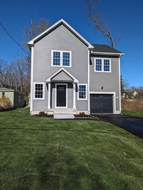 53 Myrtle Ave, Webster, MA 01570