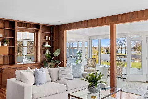 Living - 121 Downer Ave, Hingham, MA 02043 photo 4 of 6