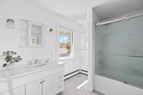 Bath - 121 Downer Ave, Hingham, MA 02043 photo 3 of 3