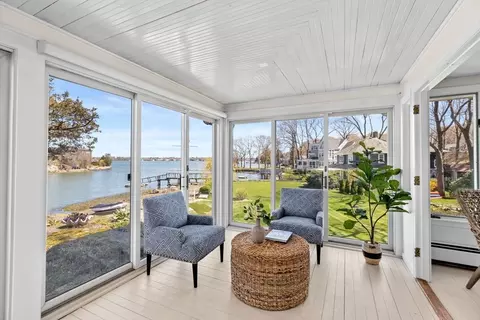 Exterior - 121 Downer Ave, Hingham, MA 02043 photo 1 of 3