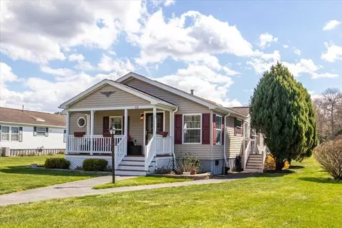 60 Wesley Cir, Middleboro, MA 02346