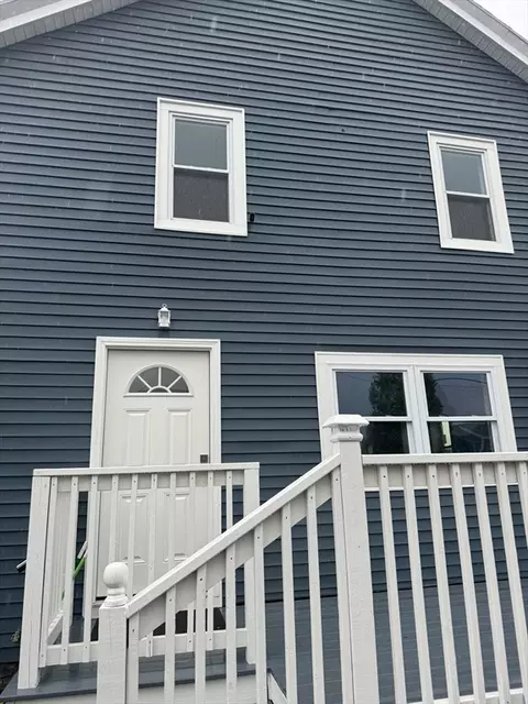 24 Osgood Ave, Lowell, MA 01850