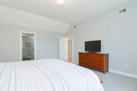 Bedroom - 23 Vincent Rd, Mendon, MA 01756 photo 2 of 7