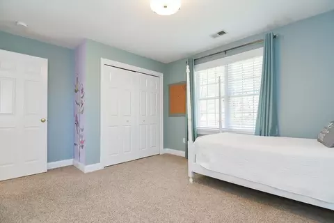 Bedroom - 23 Vincent Rd, Mendon, MA 01756 photo 4 of 7