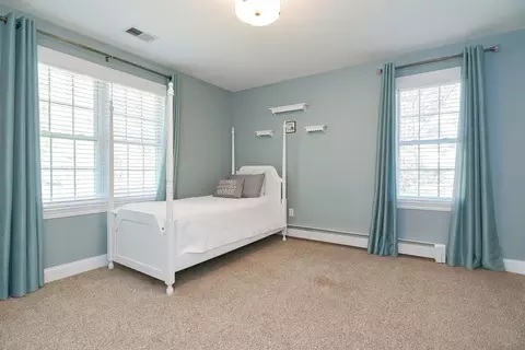 Bedroom - 23 Vincent Rd, Mendon, MA 01756 photo 3 of 7