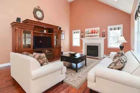 Living - 23 Vincent Rd, Mendon, MA 01756 photo 1 of 7