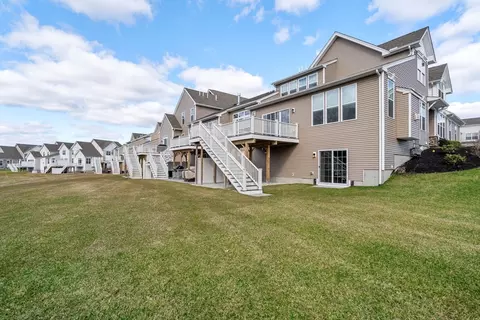 Exterior - 91 Phoebe St # 91, Methuen, MA 01844 photo 2 of 7