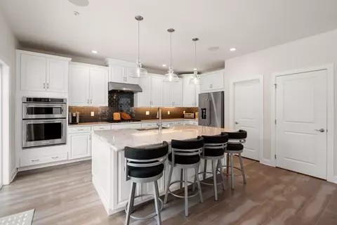 Kitchen - 91 Phoebe St # 91, Methuen, MA 01844 photo 3 of 5