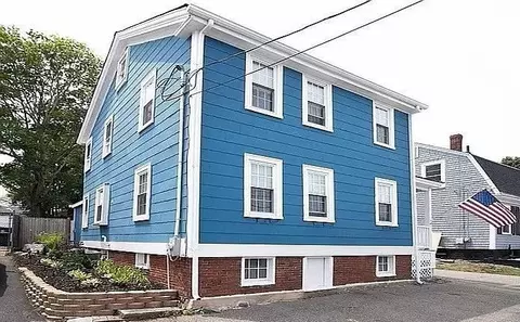 20 Murray St, Plymouth, MA 02360