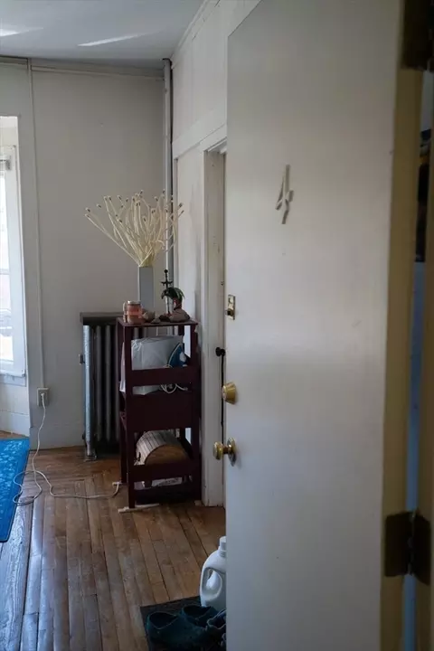 Bedroom - 351 Main St, Amherst, MA 01002 photo 2 of 4
