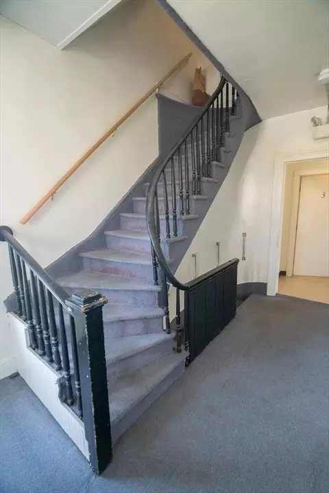 Entry Way - 351 Main St, Amherst, MA 01002 photo 3 of 4