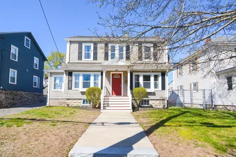 76 Margin St, Peabody, MA 01960