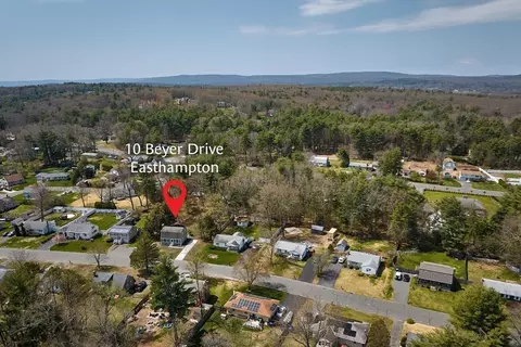 View/Area - 10 Beyer Dr, Easthampton, MA 01027 photo 5 of 5
