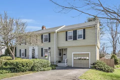 6 Virginia Rd, Andover, MA 01810