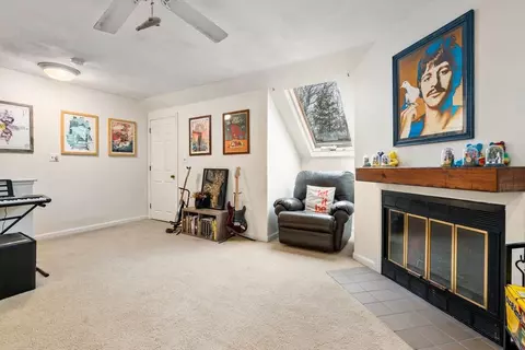 Living - 12 Oak Ridge Dr #3, Maynard, MA 01754 photo 7 of 7