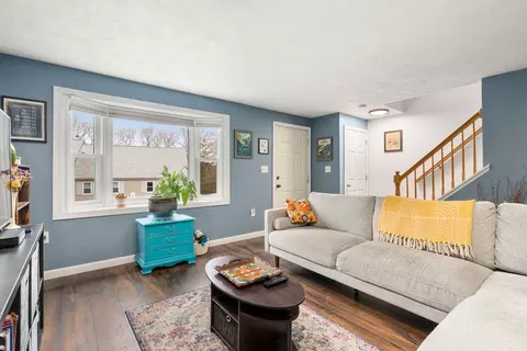 Living - 12 Oak Ridge Dr #3, Maynard, MA 01754 photo 2 of 7