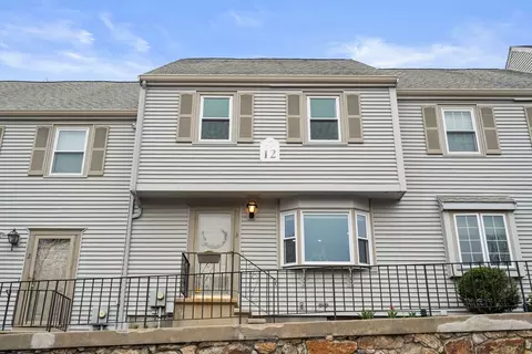 Exterior - 12 Oak Ridge Dr #3, Maynard, MA 01754 photo 8 of 9