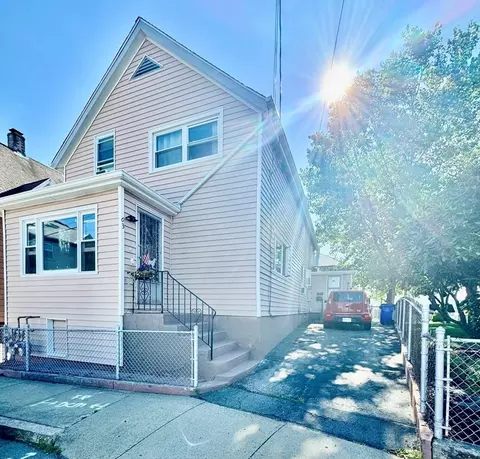 63 Raymond St, Fall River, MA 02723