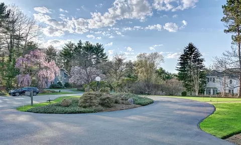 Exterior - 14 Seneca Rd, Canton, MA 02021 photo 4 of 10