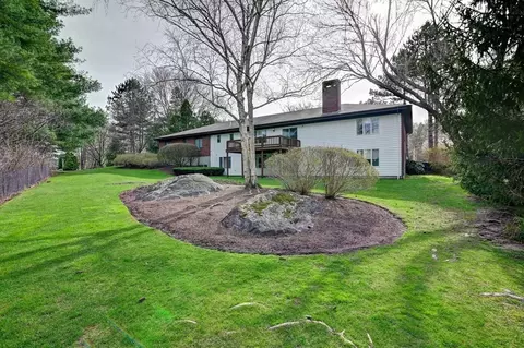 Exterior - 14 Seneca Rd, Canton, MA 02021 photo 5 of 10