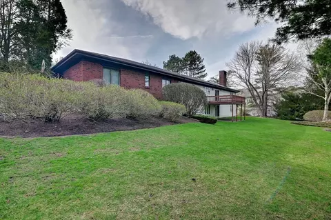 Exterior - 14 Seneca Rd, Canton, MA 02021 photo 7 of 10